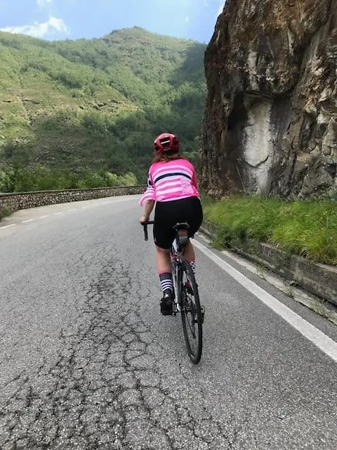 Villamorosa Calci 3*,